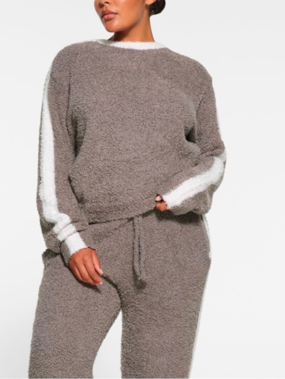 SKIMS Fuzzy Crewneck Pullover in Gray with White Sleeve Stripe